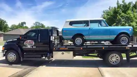 Specialty Car Towing Columbia MO