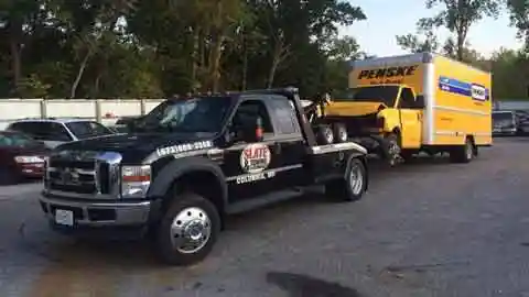 Truck Towing Columbia MO